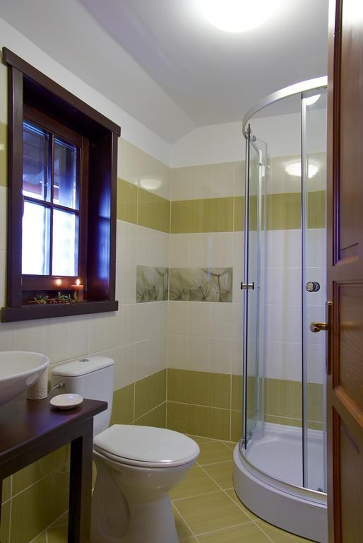 Casuta Cu Prieteni Cornu de Jos Ruang foto